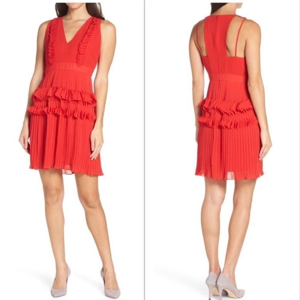 Foxiedox Red Love Pleated Ruffle Valentine V
Neck Sleeveless Dress Size M